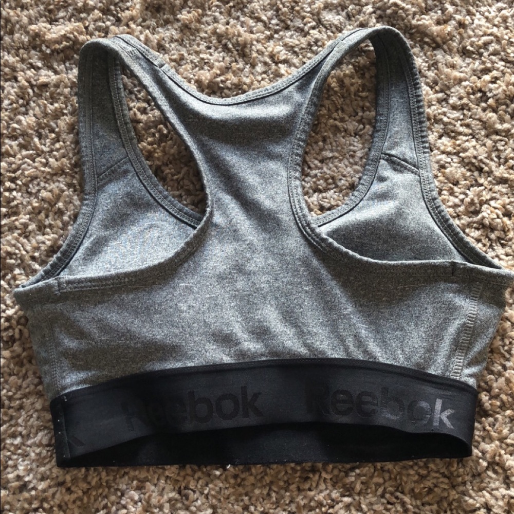 Rebook sports bra xs - Picture 2 of 2